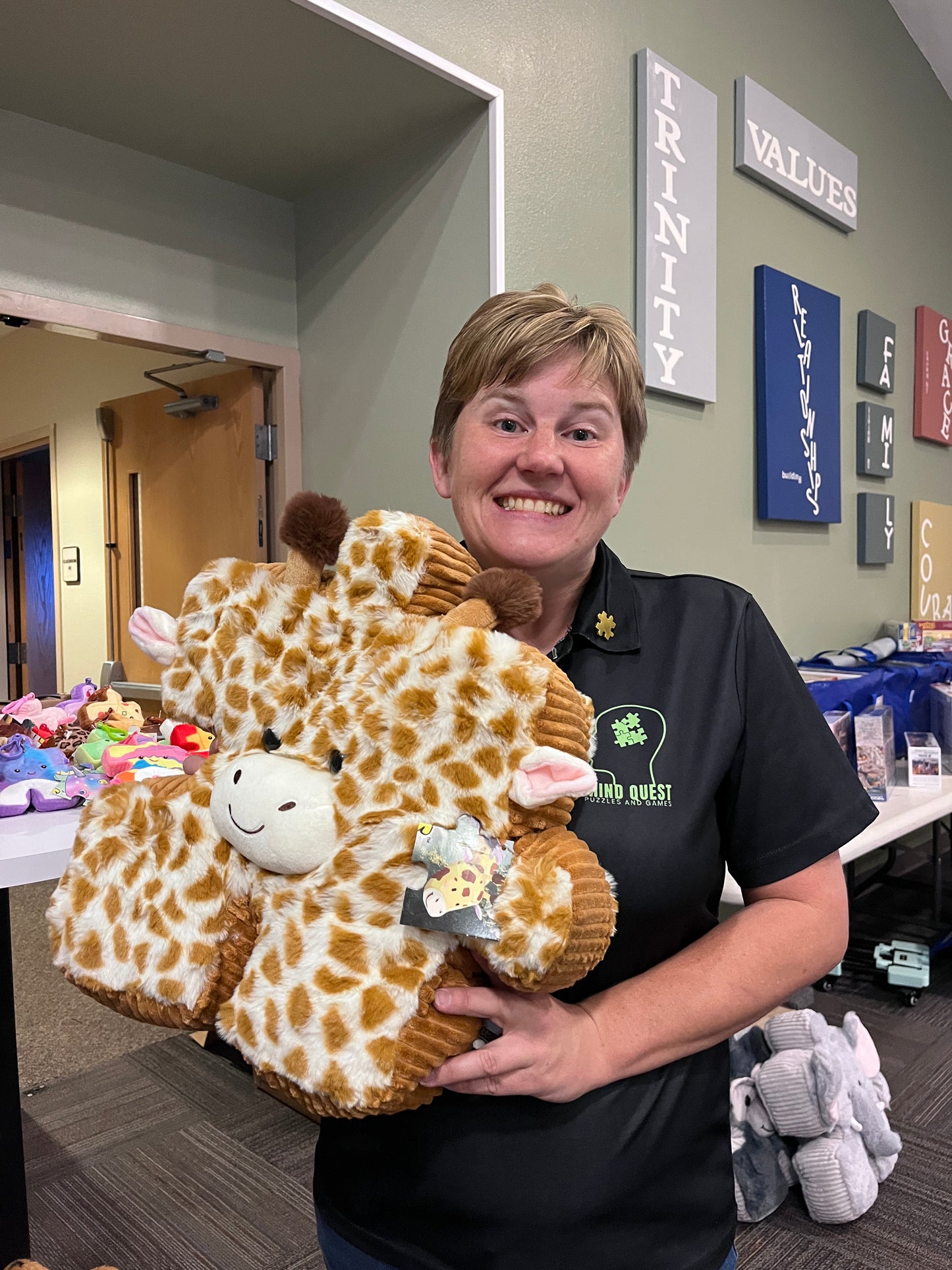 13" Giraffe Pluzzle Plushie - Jungle Collection
