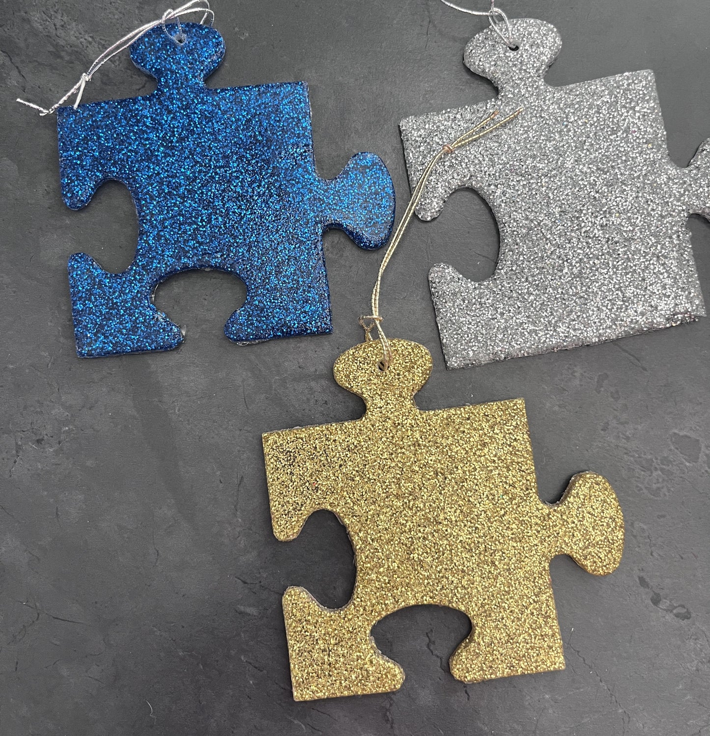 4 inch Puzzle Resin Ornaments - PICK A COLOR